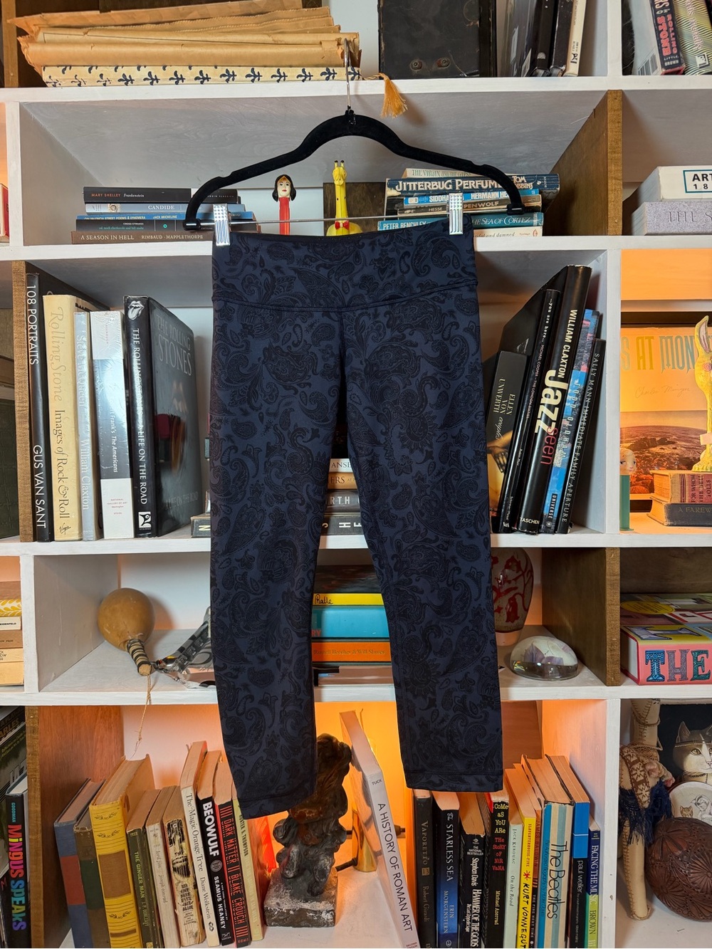Lululemon Women's Black Paisley Print Leggings